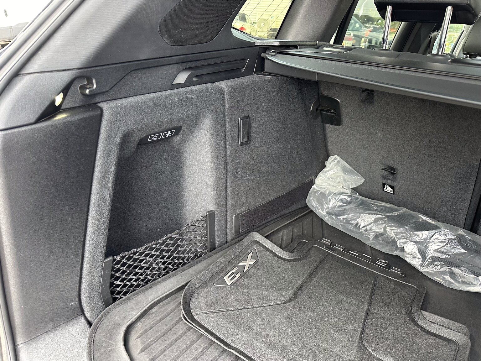Interior image of 2022 ALPINA XD3