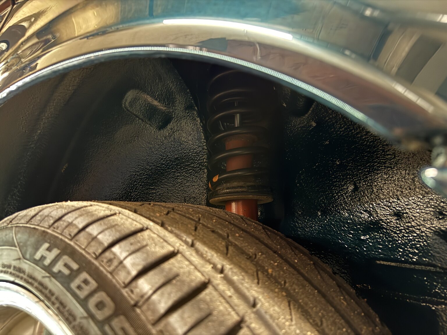 Image of 1996 BMW 520i Touring mechanics