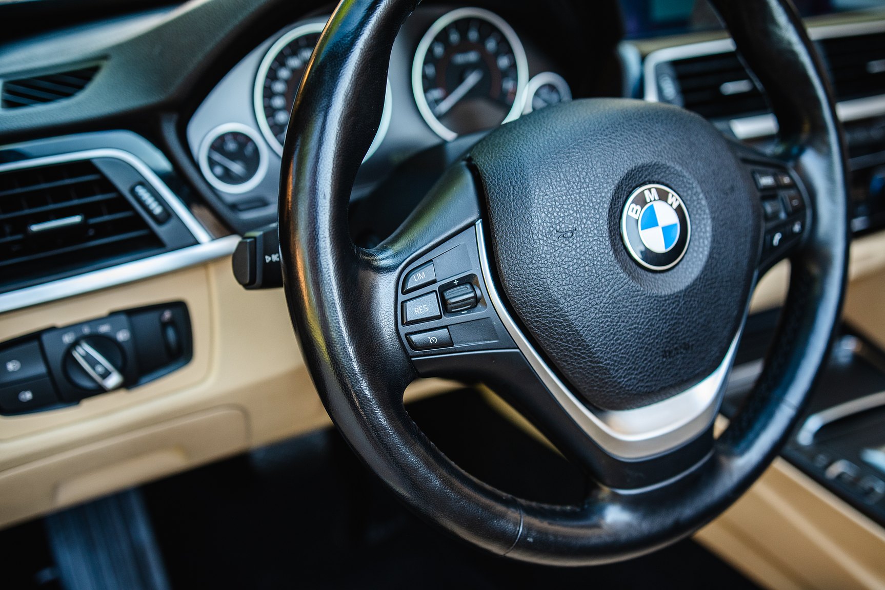 Interior image of 2018 BMW 430i xDrive Convertible