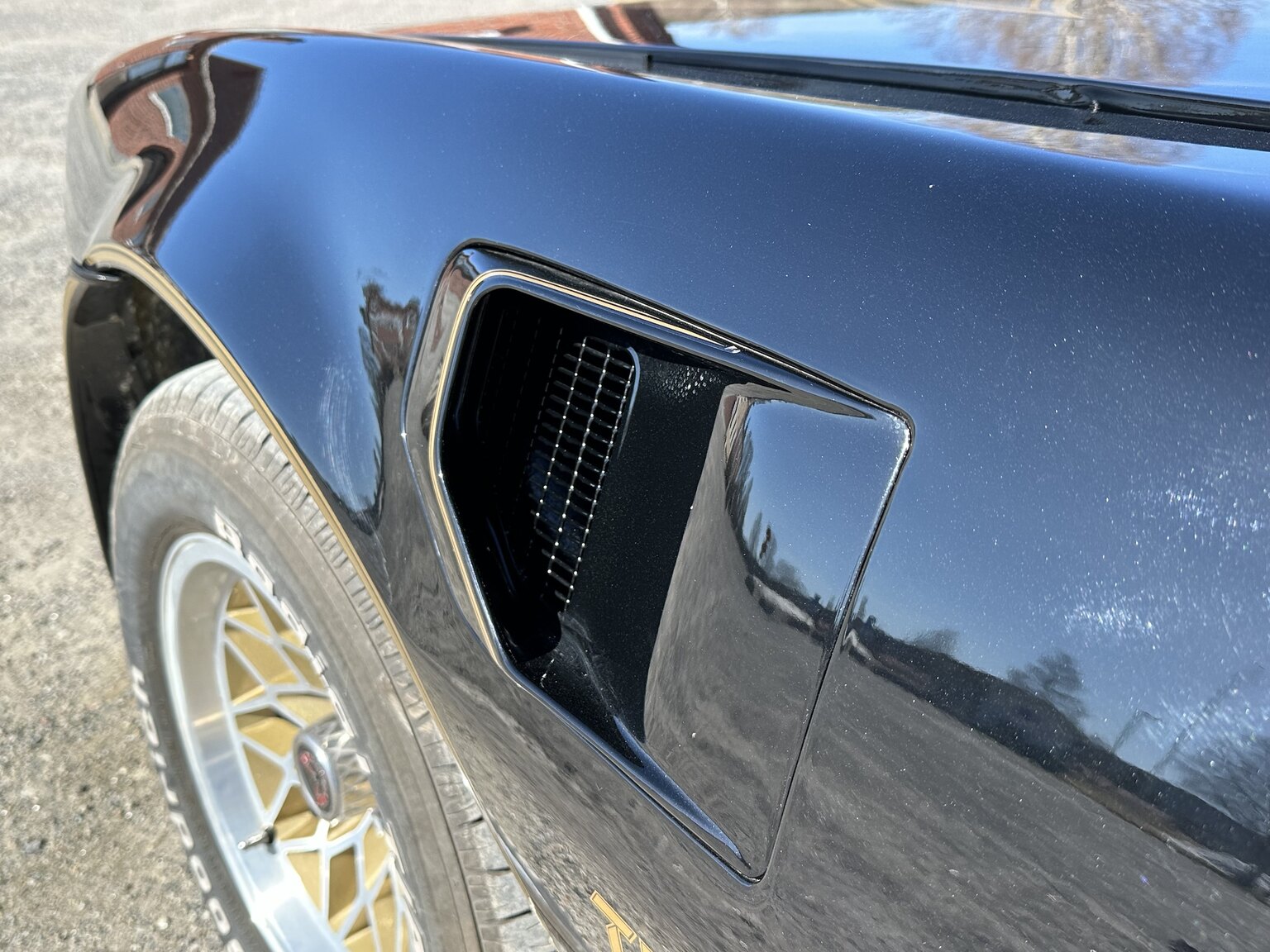 Exteriörbild på 1978 Pontiac Trans Am Bandit 400