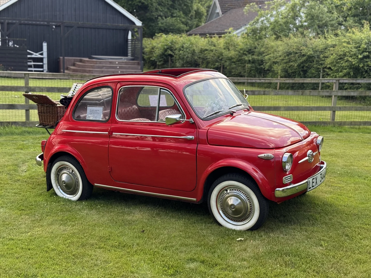 Exteriörbild på 1958 Fiat 500 Nuova (15)