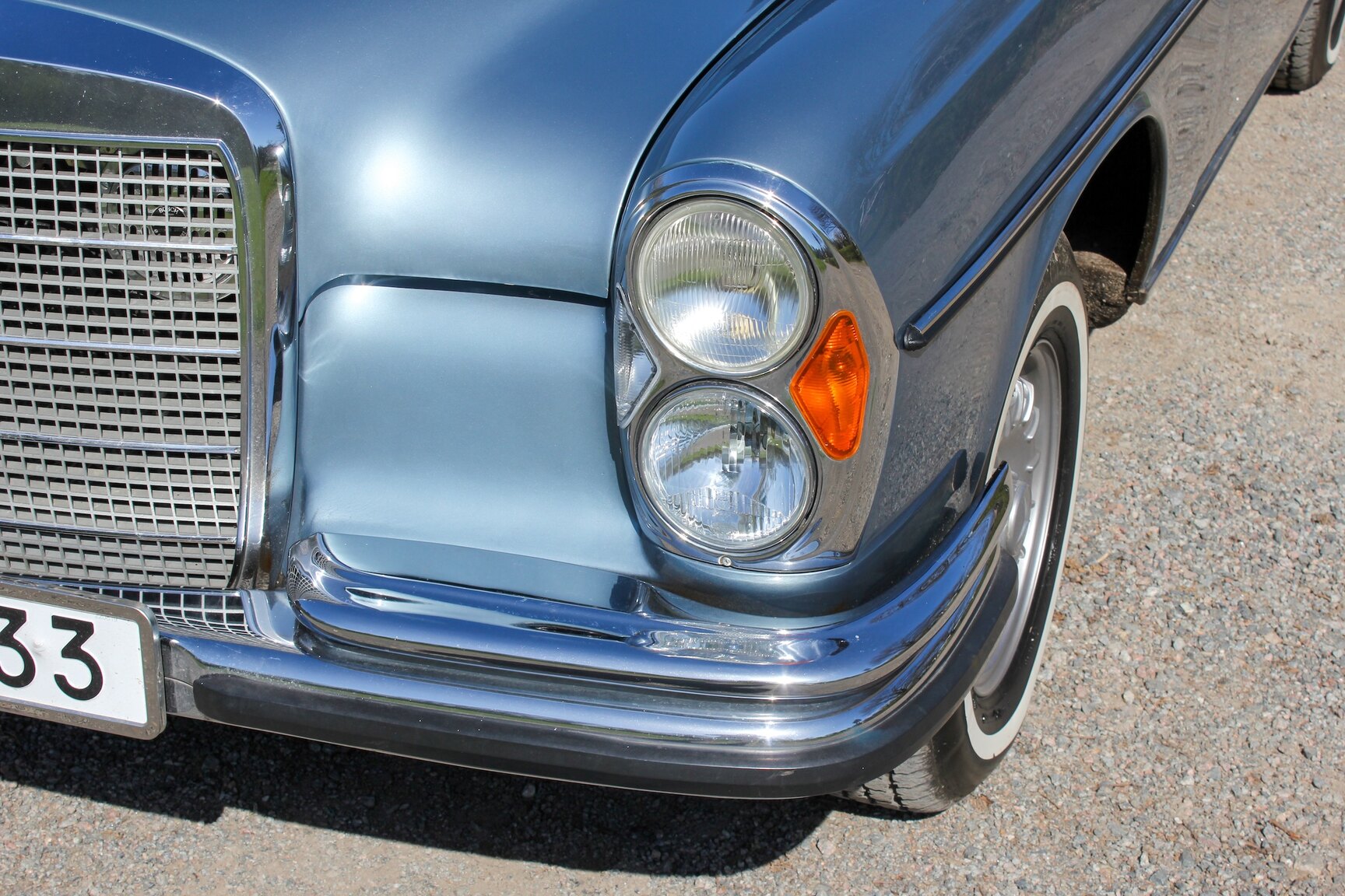 Exteriörbild på 1972 Mercedes-Benz 300 SEL 3.5
