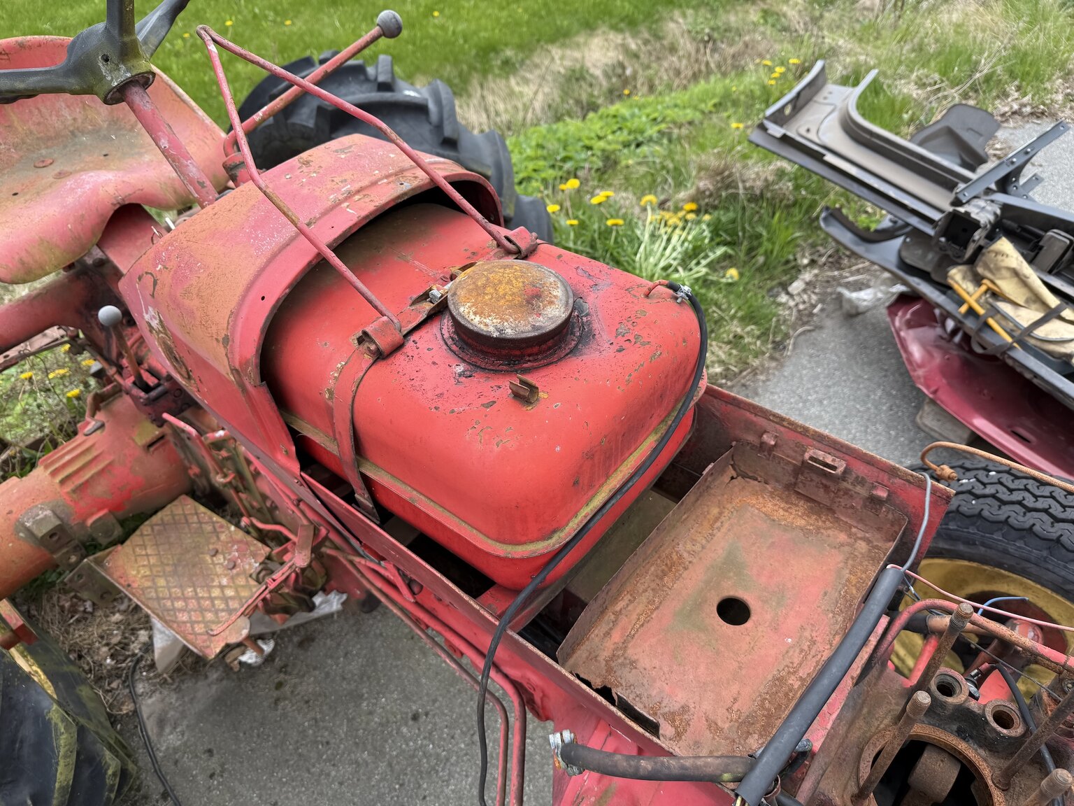 Exterior image of 1959 Porsche Diesel Traktor (Rep-objekt)