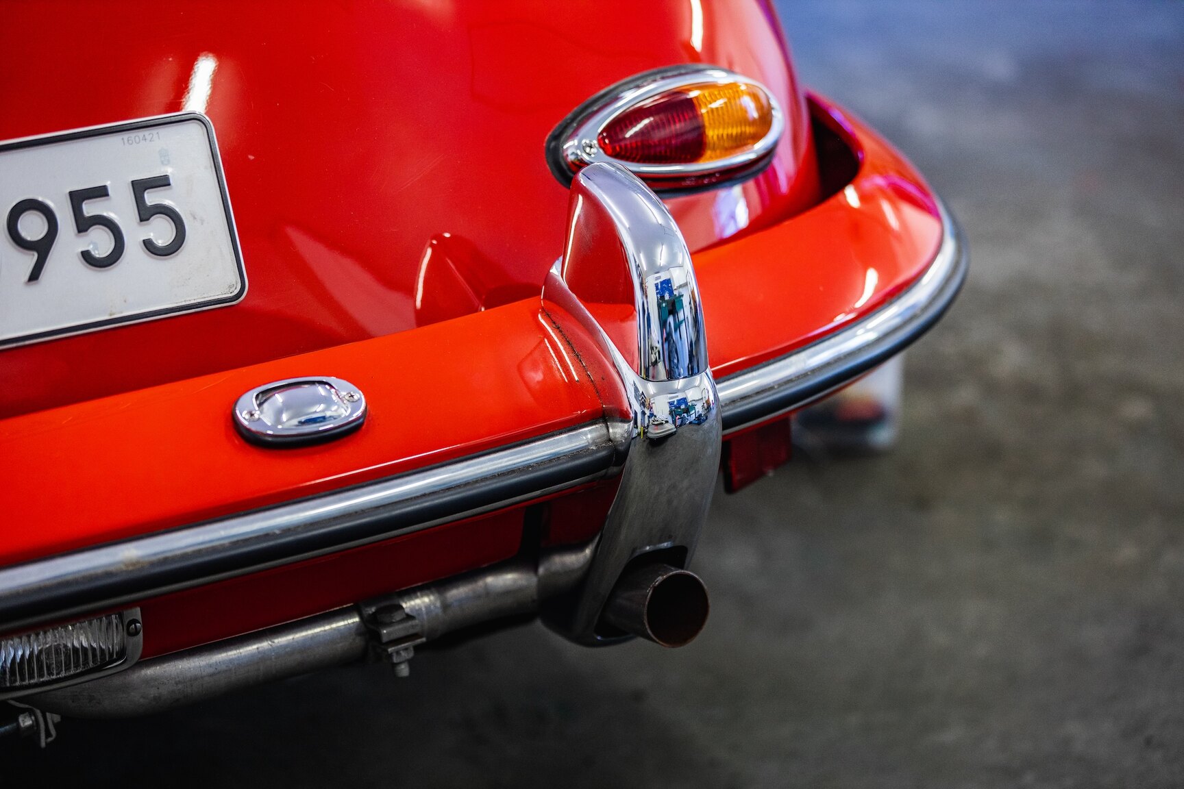 Exteriörbild på 1962 Porsche 356 BT6 "Notchback"