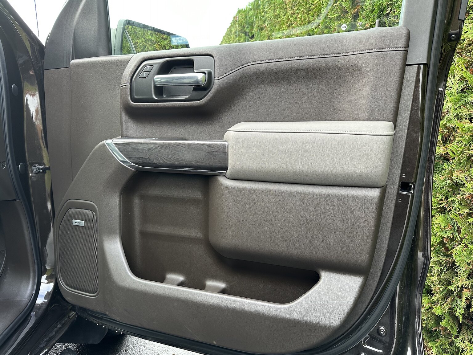 Innenraumfoto von 2019 Chevrolet Silverado LTZ
