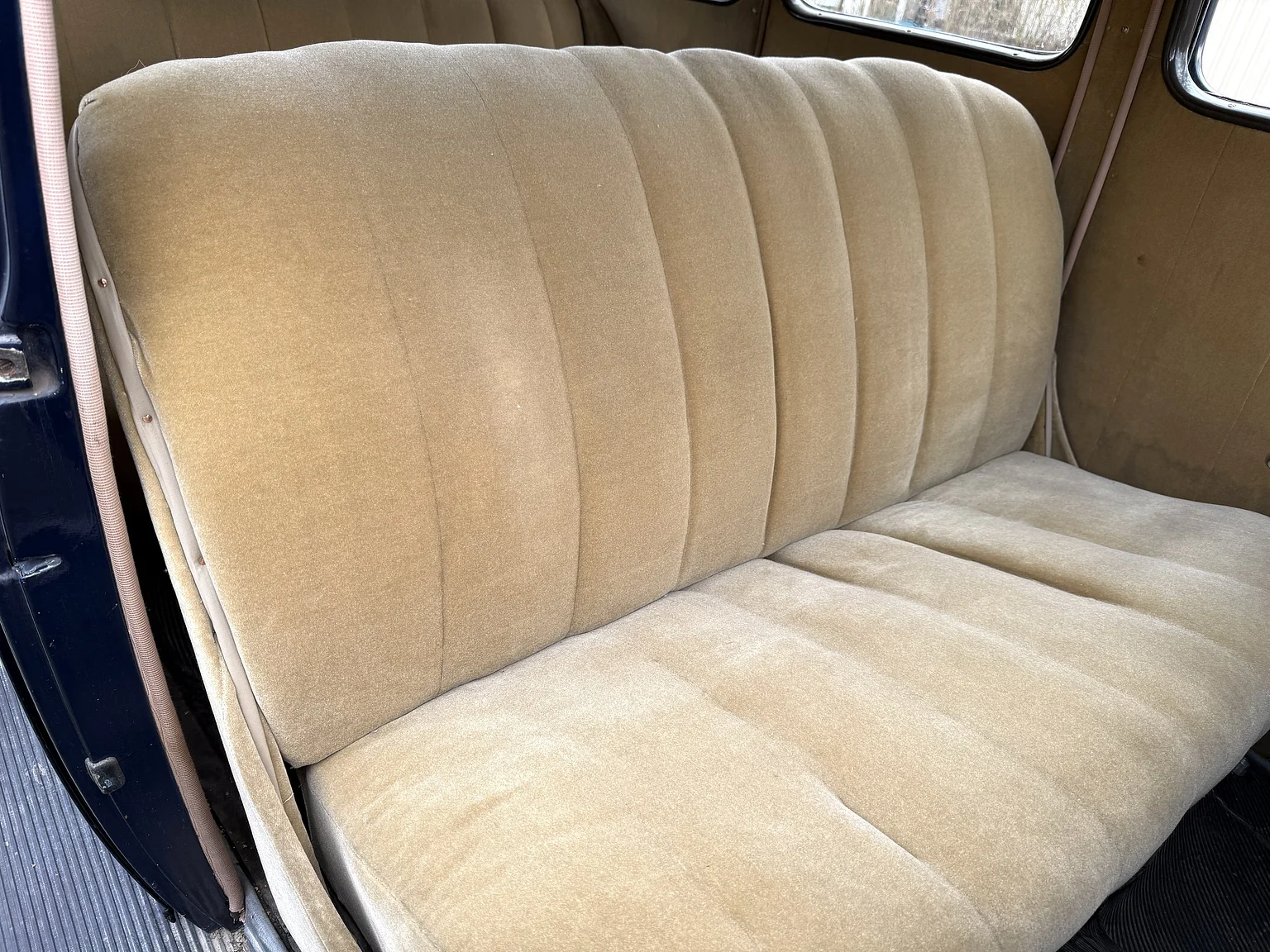 Innenraumfoto von 1936 Ford 214A Fordor (38)