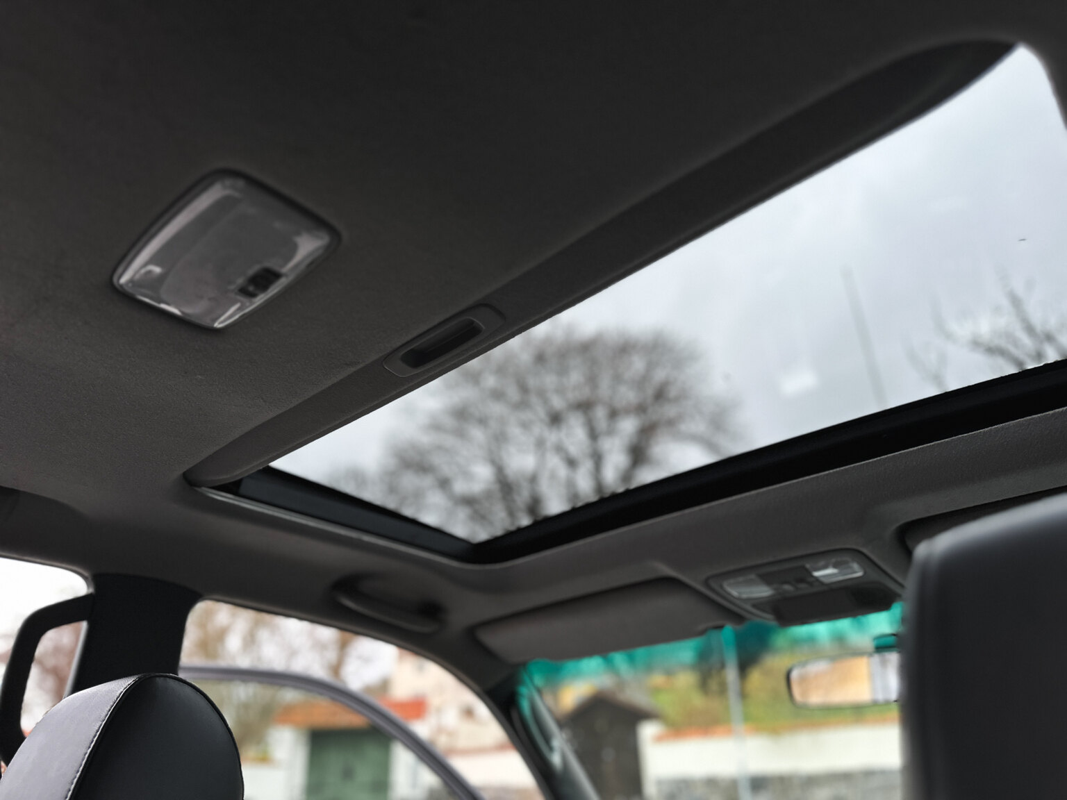 Innenraumfoto von 2004 Toyota Land Cruiser