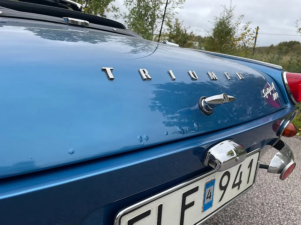 Exteriörbild på 1966 Triumph Spitfire (4)