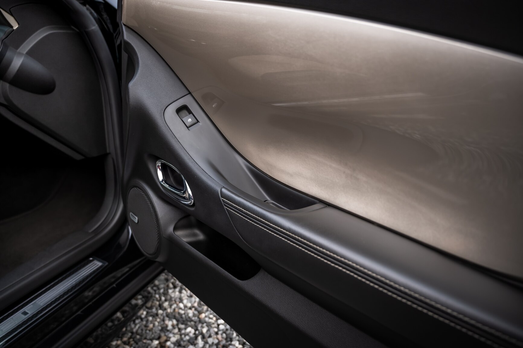 Interiörbild 2010 Chevrolet Camaro SS (71)