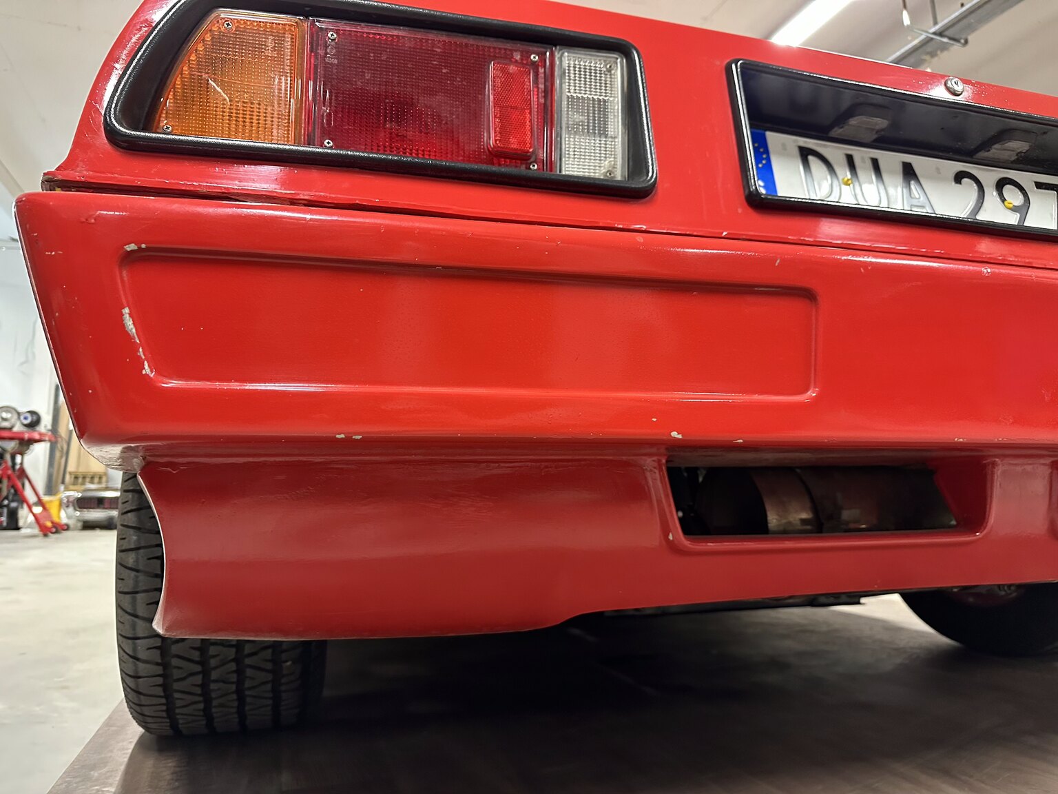 Aussenfoto 1977 Lotus Esprit S1