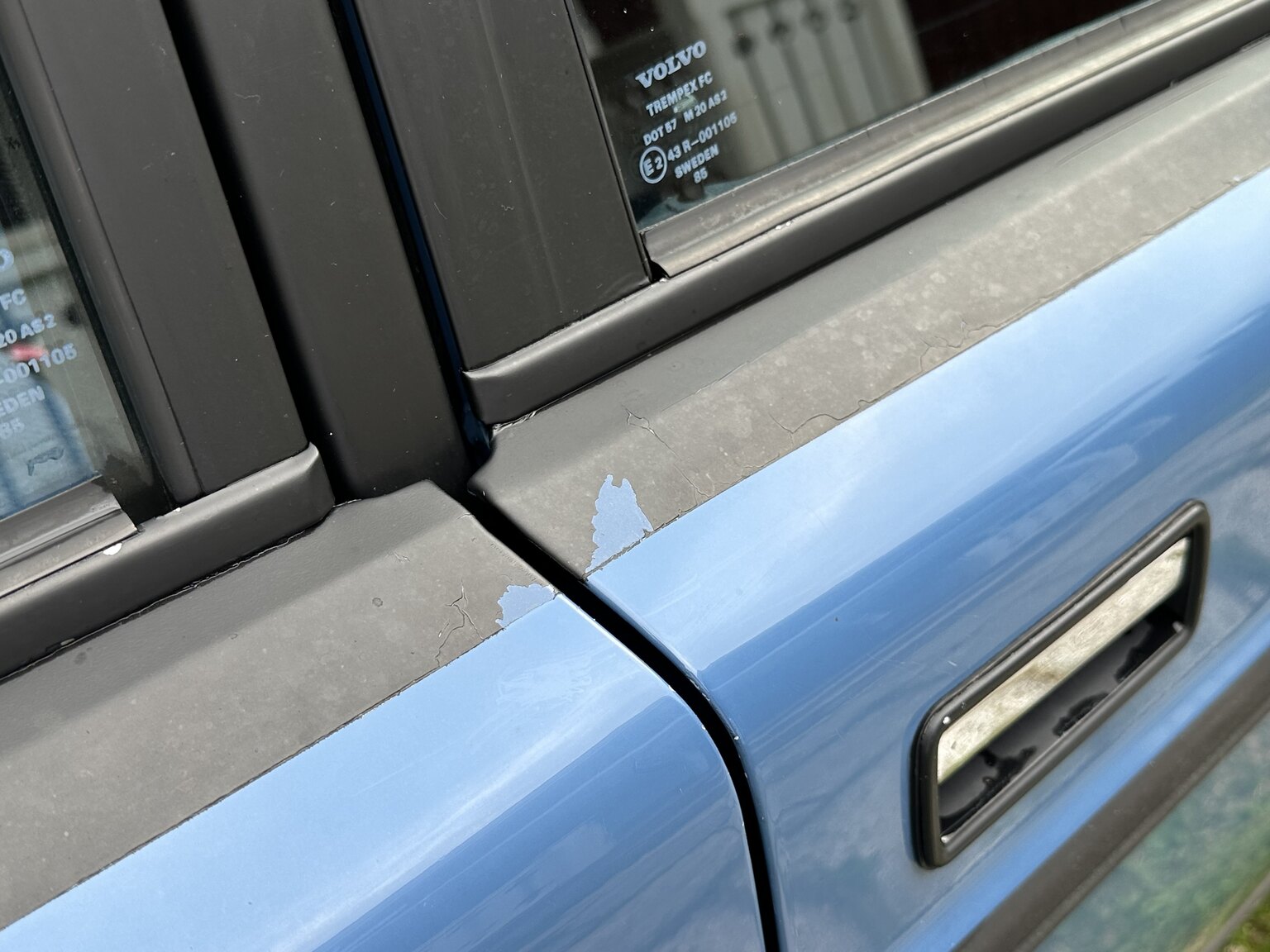 Exteriörbild på 1986 Volvo 244