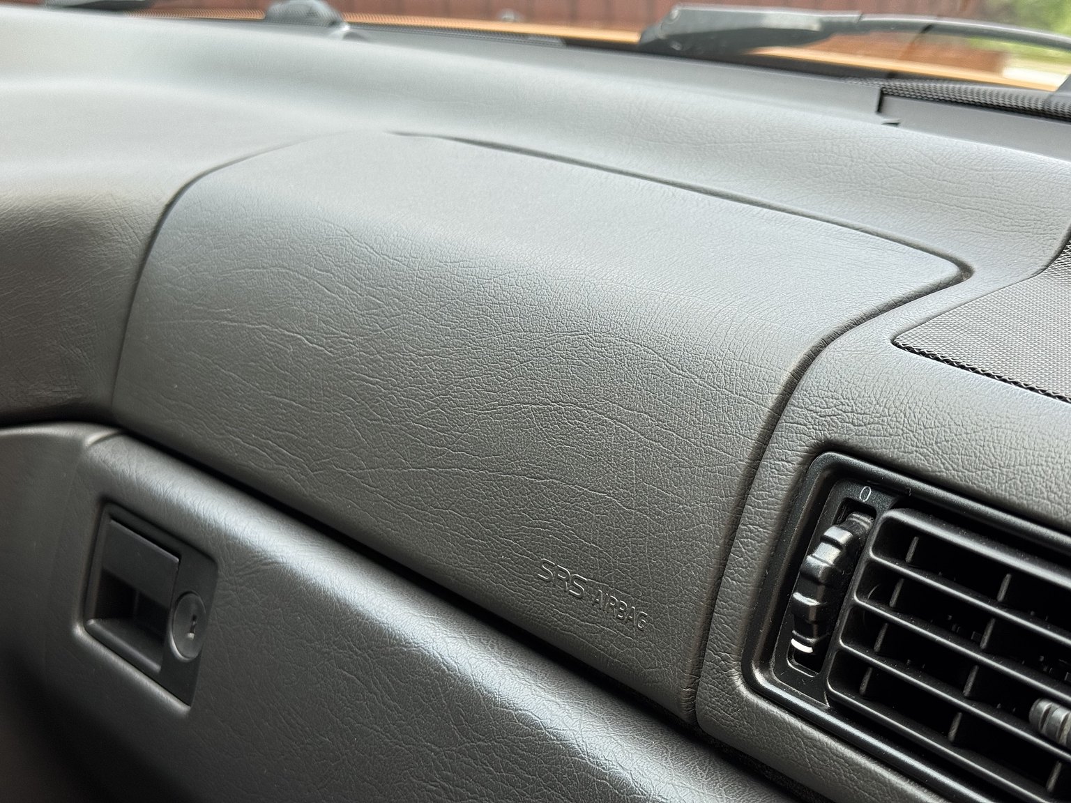 Interior image of 1996 Volvo 850 R
