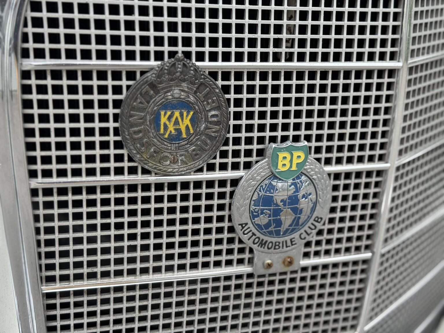 Exteriörbild på 1963 Mercedes-Benz 220 SE