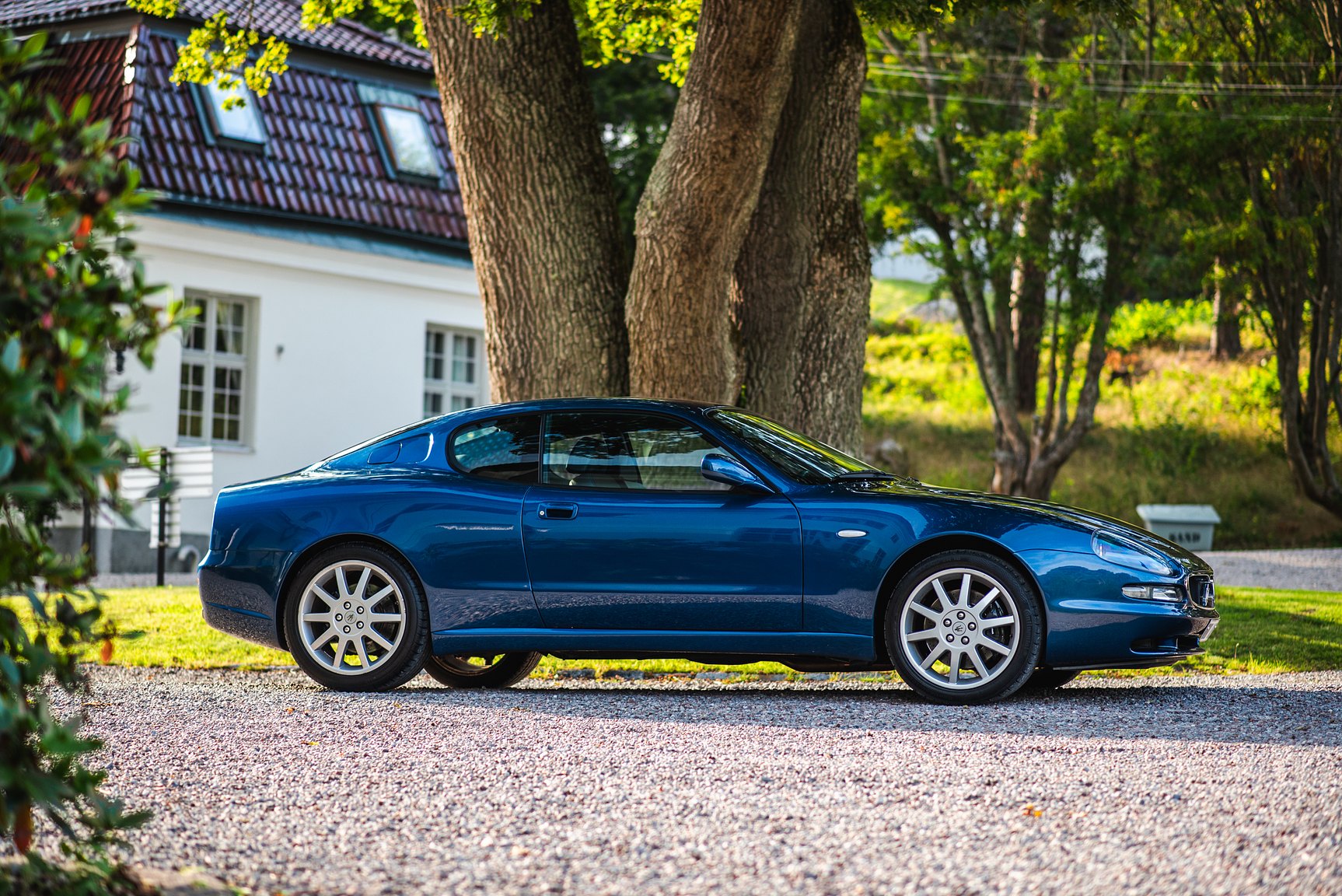 Exterior image of 2000 Maserati 3200 GT