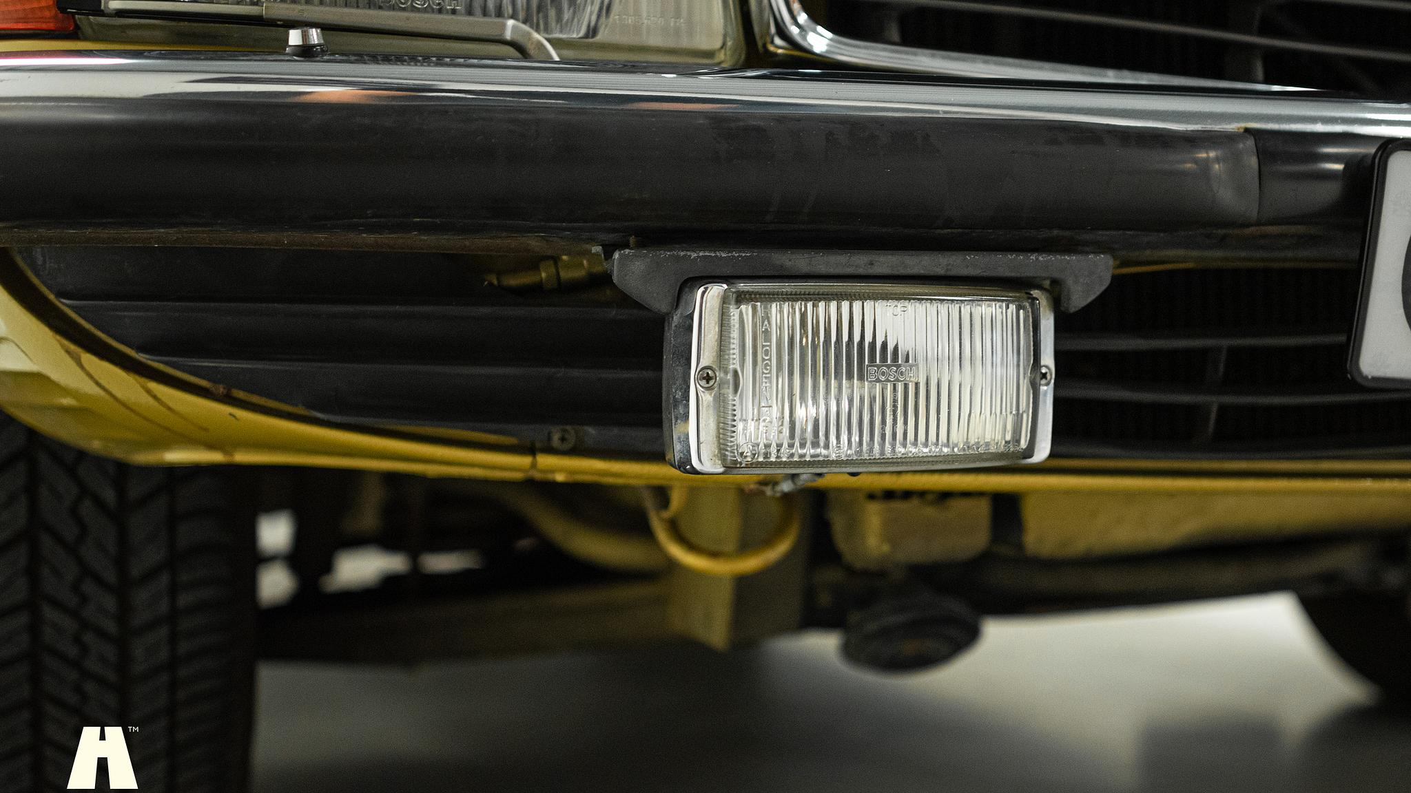 Aussenfoto 1975 Mercedes SL 350