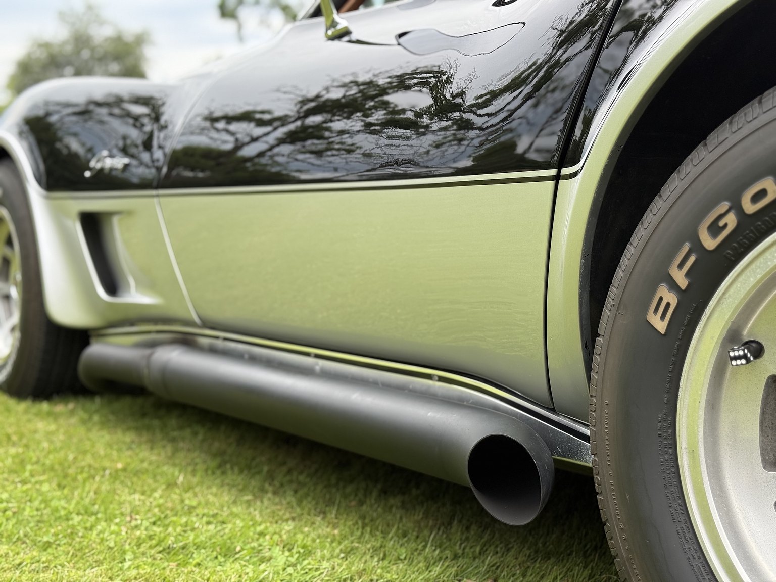 Exterior image of 1973 Chevrolet Corvette Stingray