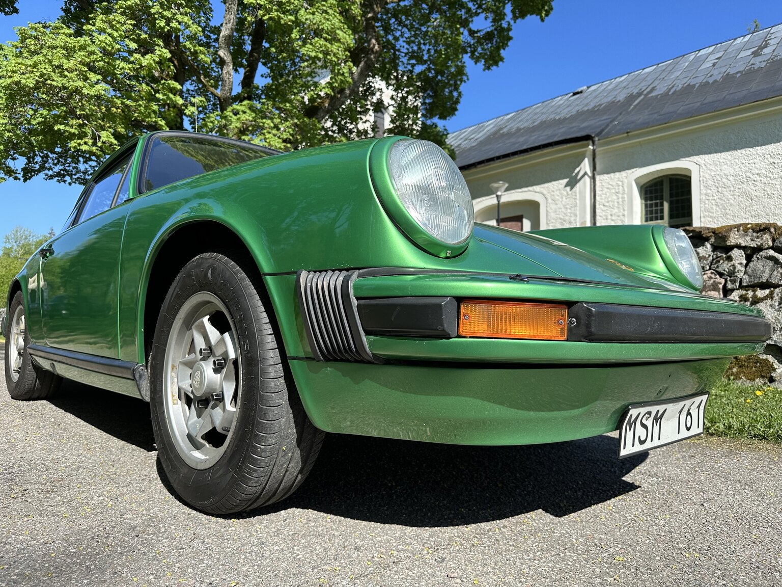 Aussenfoto 1975 Porsche 911