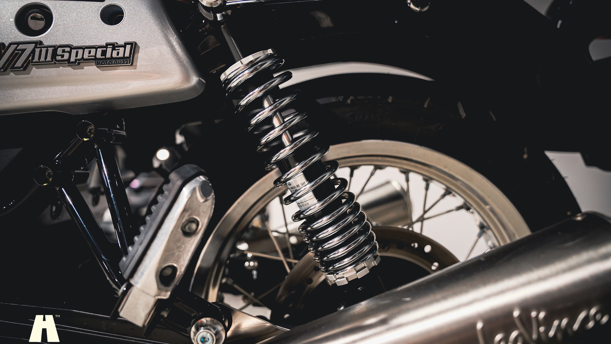 Image of 2020 Moto Guzzi V7 III Special mechanics