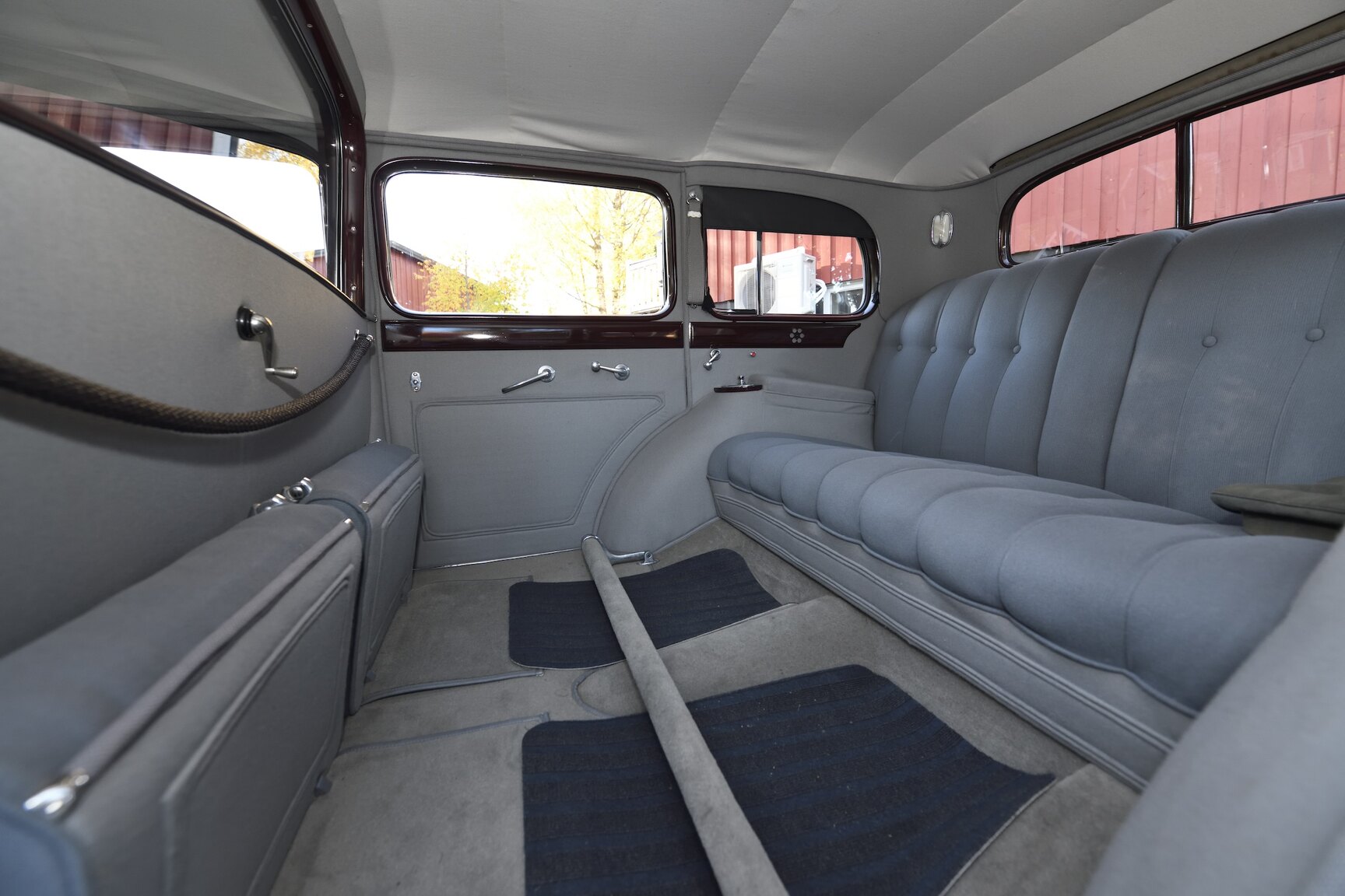 Interior image of 1934 CADILLAC 355 D IMPERIAL 