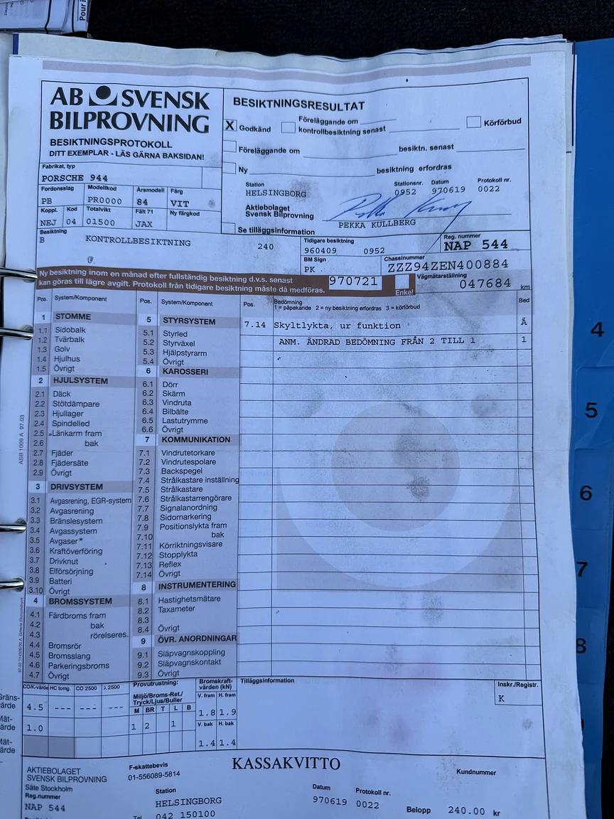 Dokumentation för 1984 PORSCHE 944 Targa (32)