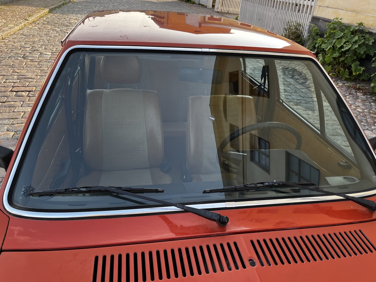 Exterior image of 1976 Audi 80 GL B1  (33)