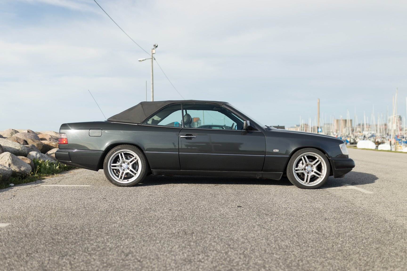 Exterior image of 1993 Mercedes-Benz 300 CE-24 Cabriolet