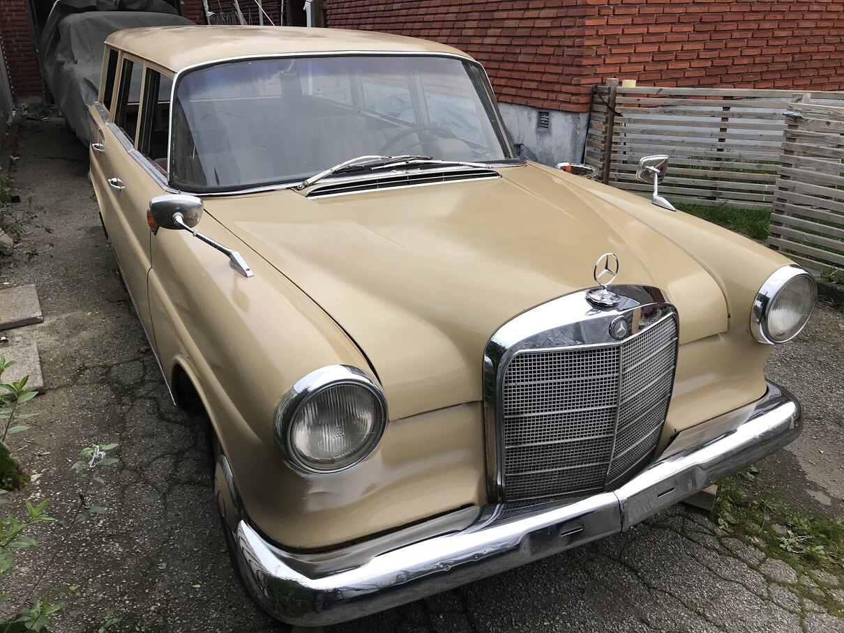 Exterior image of 1965 Mercedes Benz 190 DC Safari