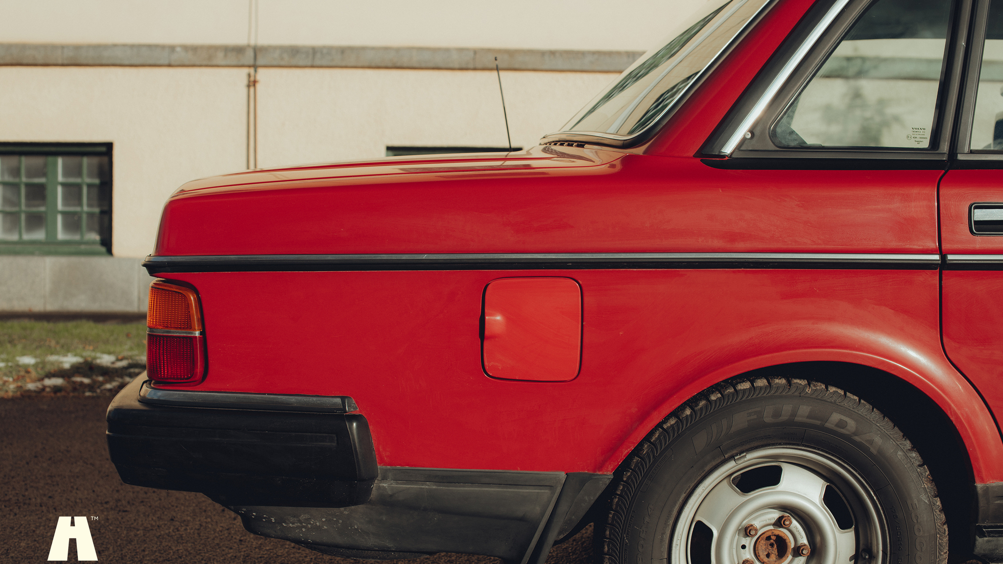 Exterior image of 1988 Volvo 240 GL (48)