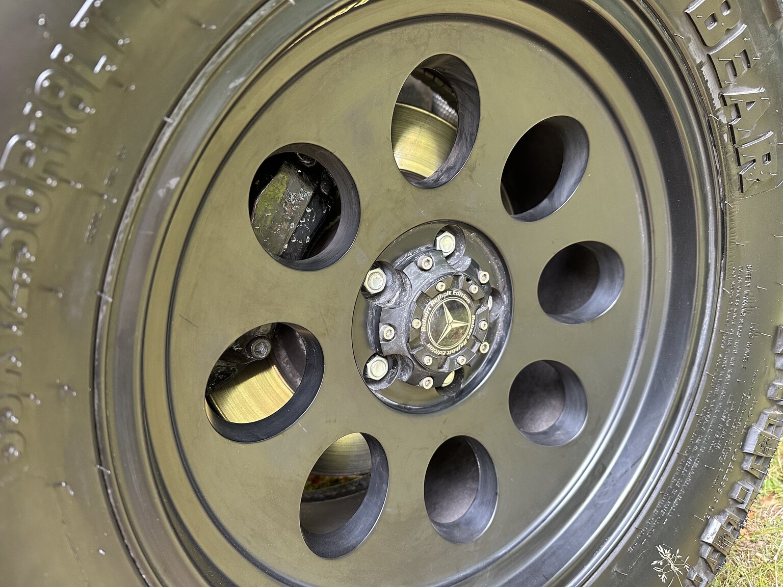 Exteriörbild på 2001 Mercedes-Benz CL600/ML 55 AMG (89)