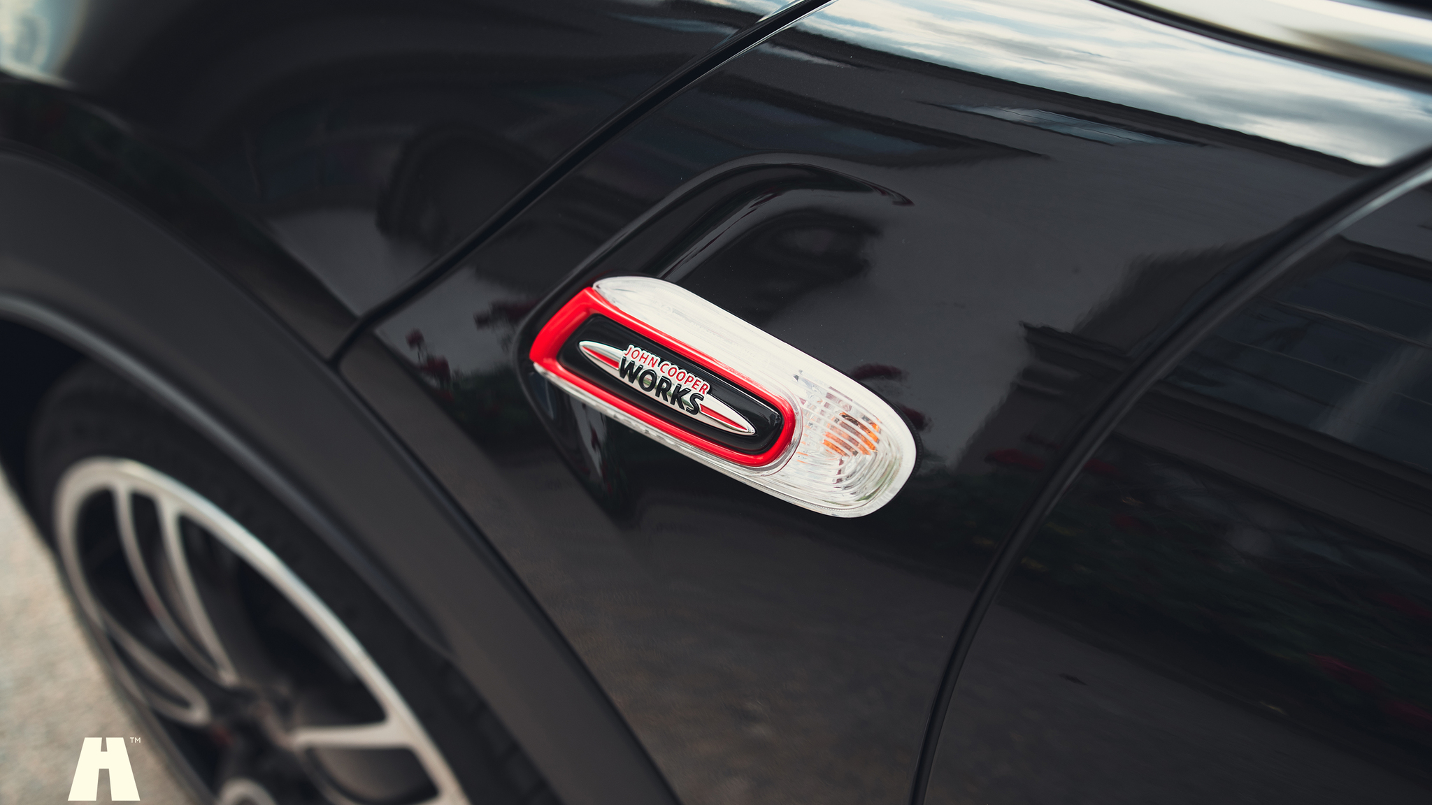 Exteriörbild på 2021 Mini John Cooper Works Cabriolet  (54)