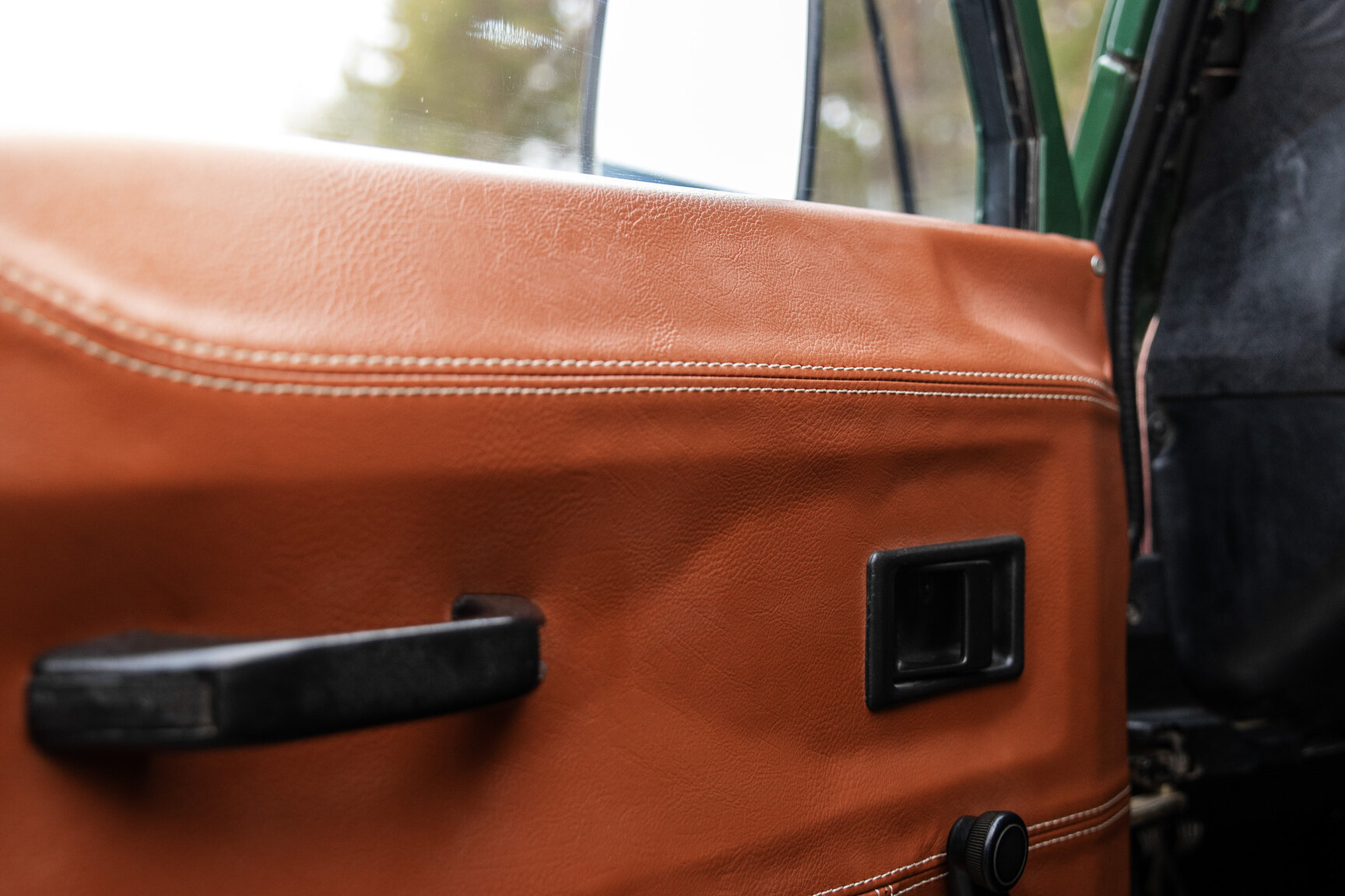 Innenraumfoto von 1996 Land Rover Defender 90 300TDi (31)