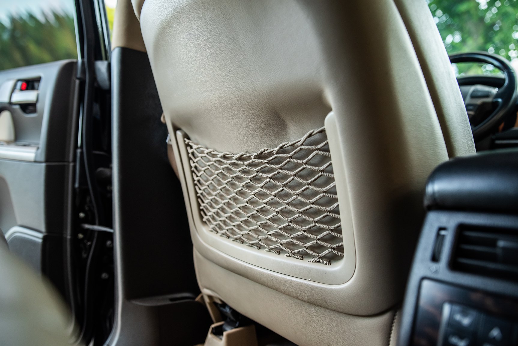 Interior image of 2008 Toyota Land Cruiser 4.5 4WD V8
