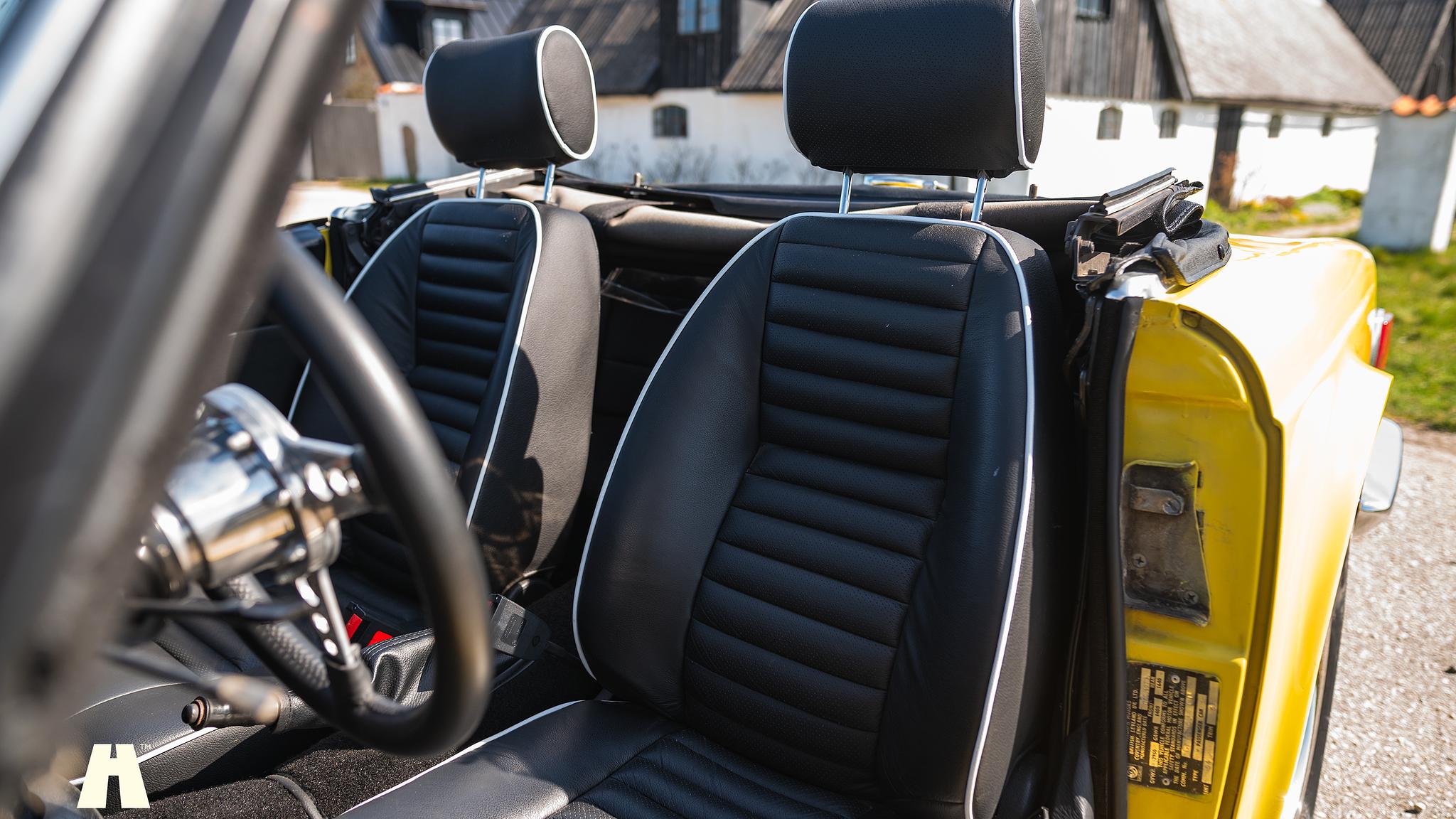Interior image of 1974 Triumph TR6 (5)