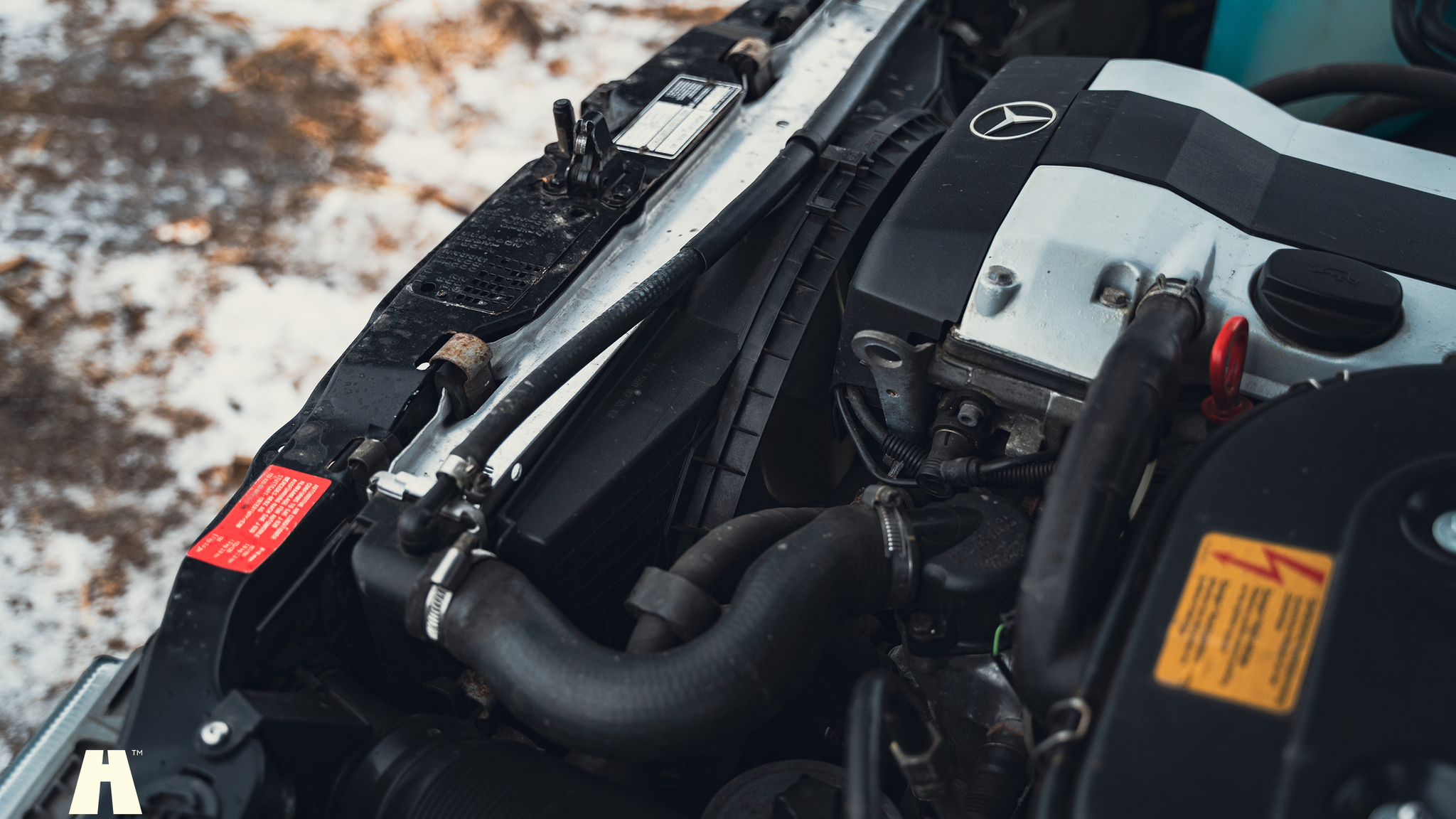 Image of 1990 Mercedes 300 CE-24 mechanics