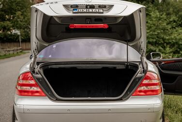 Interior image of 2002 Mercedes-Benz CL 600