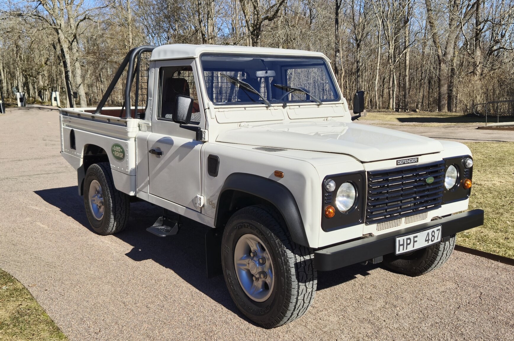 Exteriörbild på 1999 Land Rover Defender Single Cab Pickup