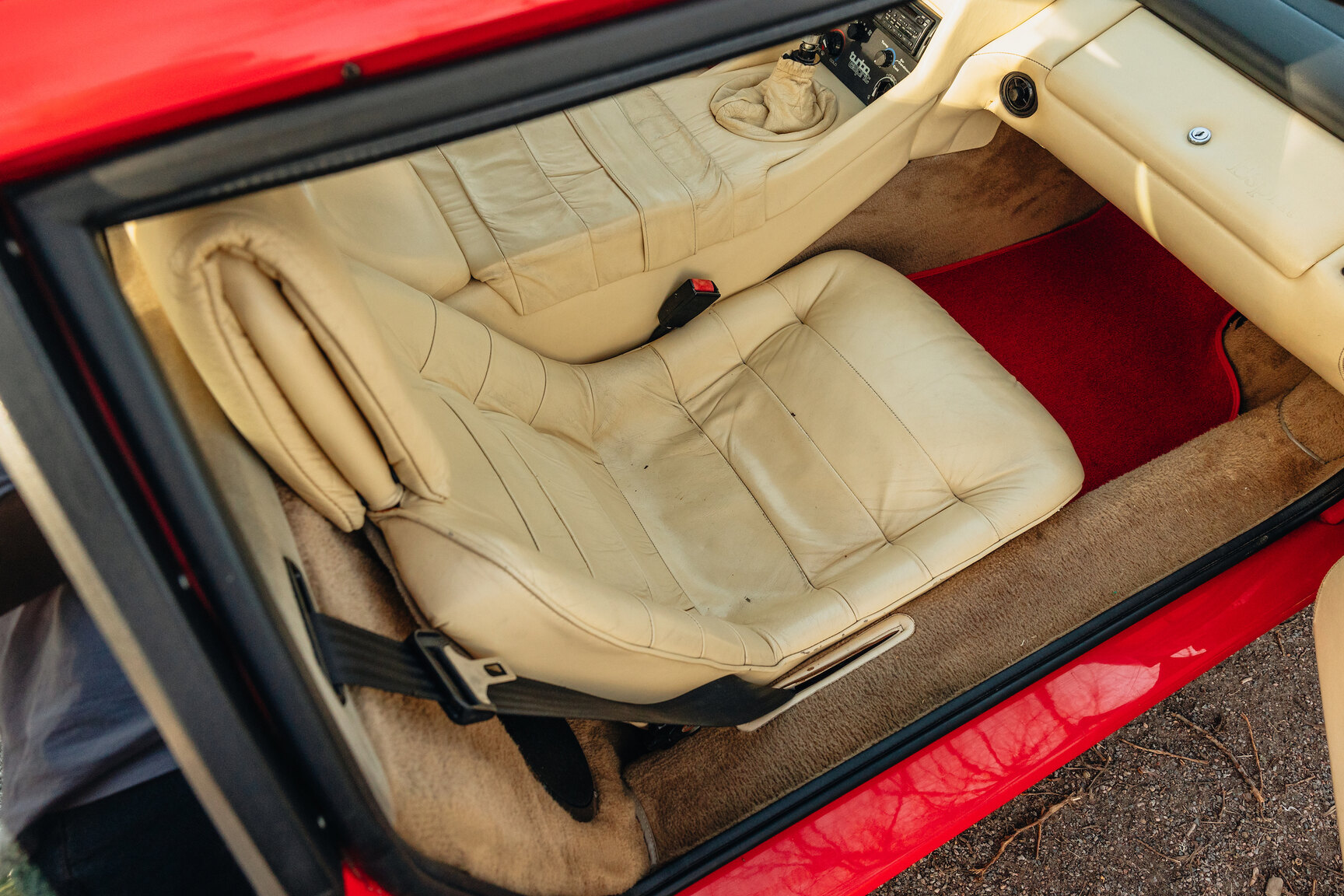 Interior image of 1989 Lotus Esprit Turbo 