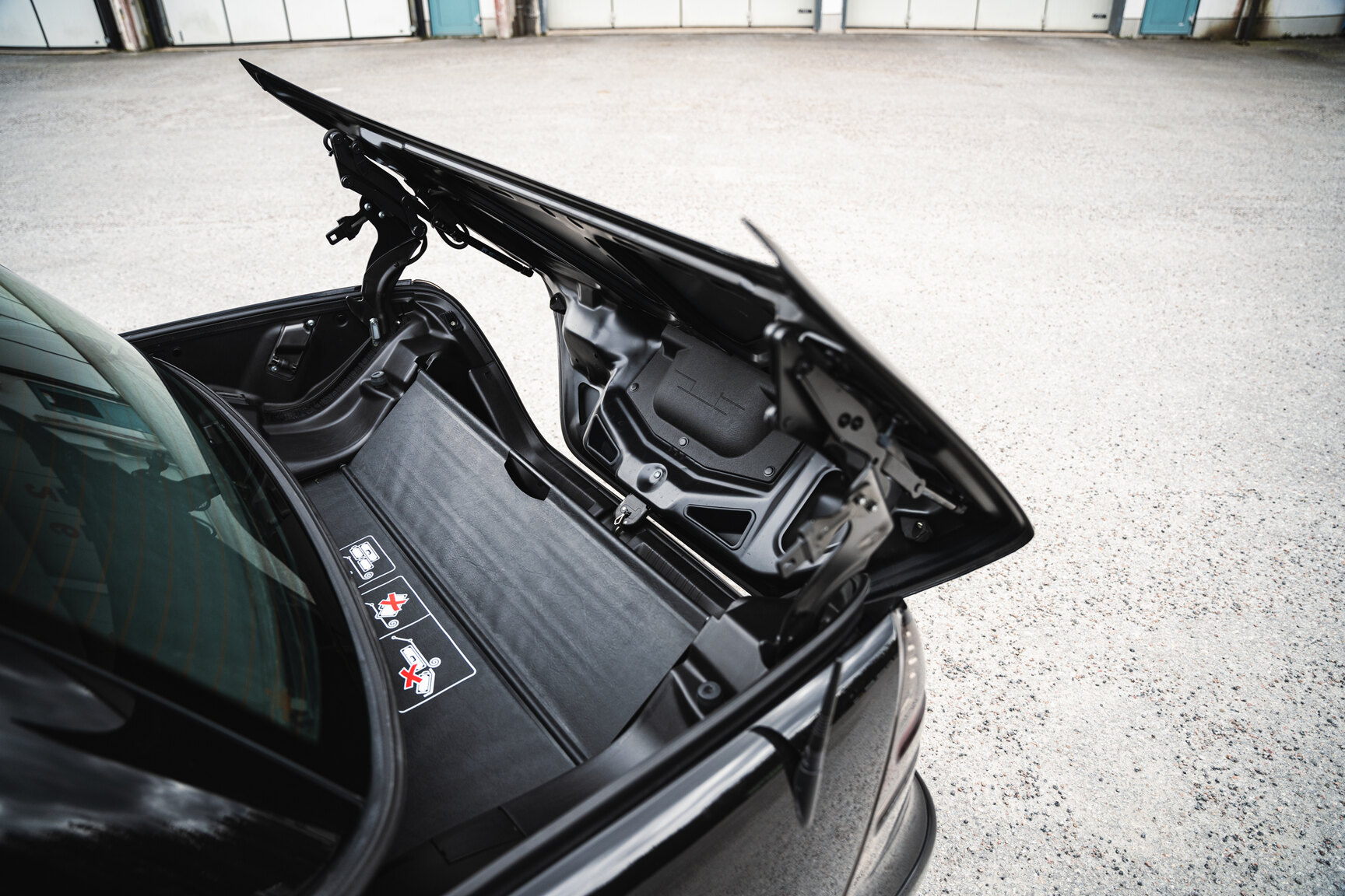 Exterior image of 2001 Mercedes-Benz SLK 32 AMG
