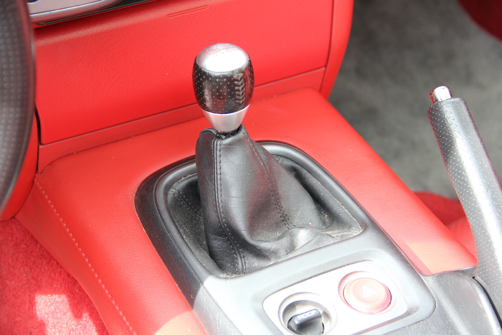 Innenraumfoto von 2003 Honda S2000