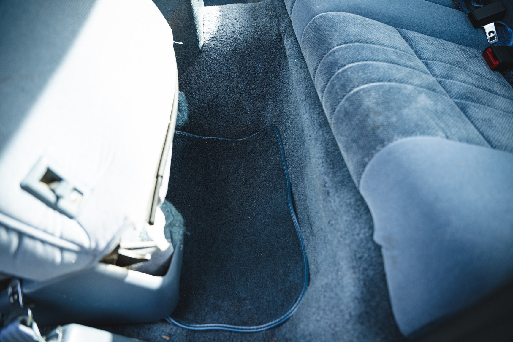 Interior image of 1991 Ford Thunderbird (43)