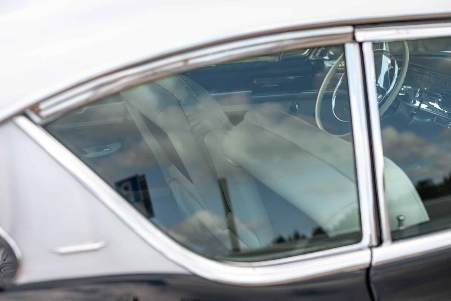 Exteriörbild på 1958 Cadillac Coupe de Ville