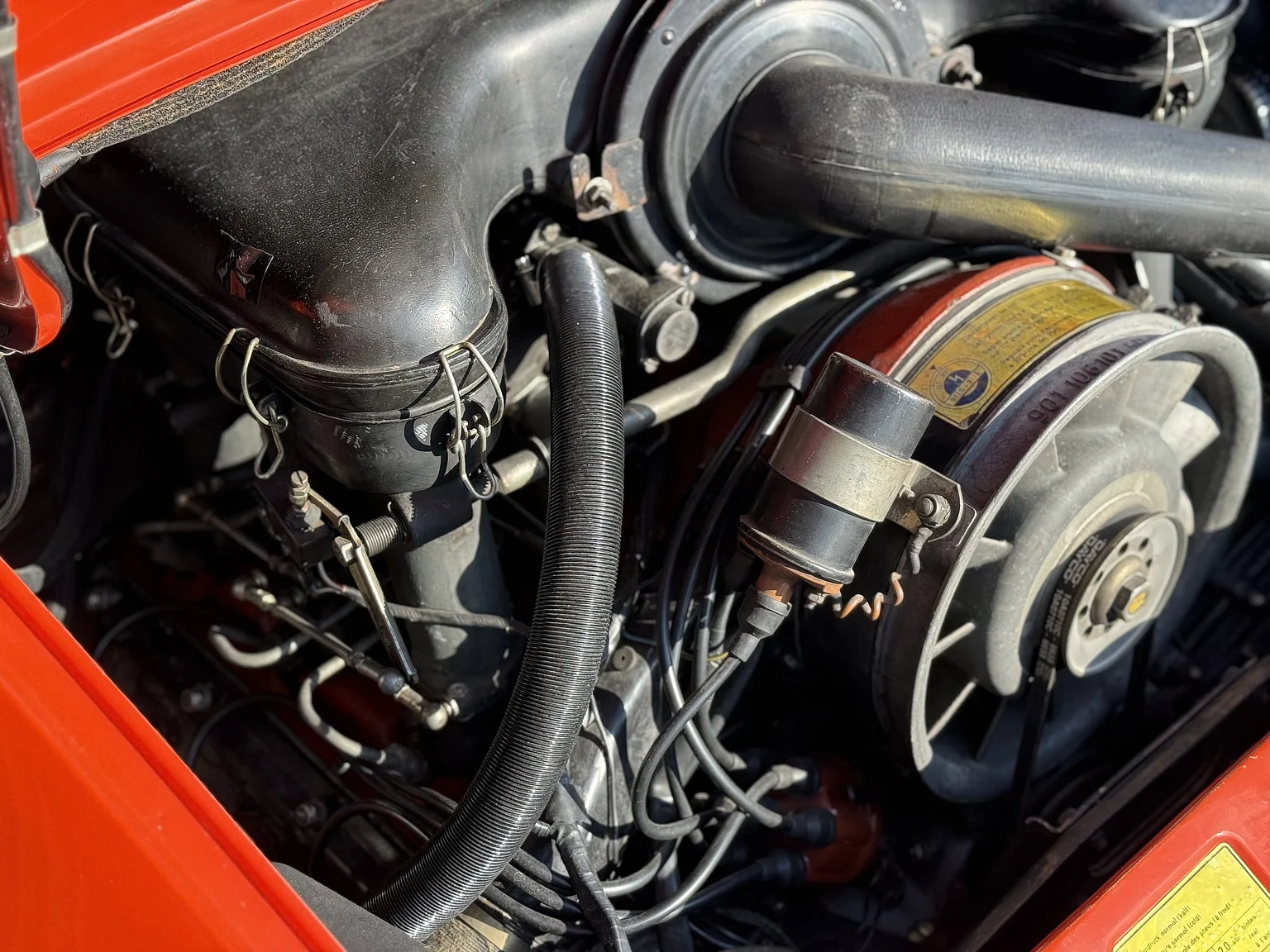 Image of 1971 Porsche 911 S  mechanics (3)