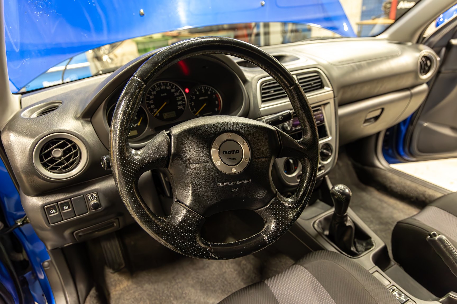 Interiörbild 2001 Subaru Impreza 2.0 WRX Turbo 4WD