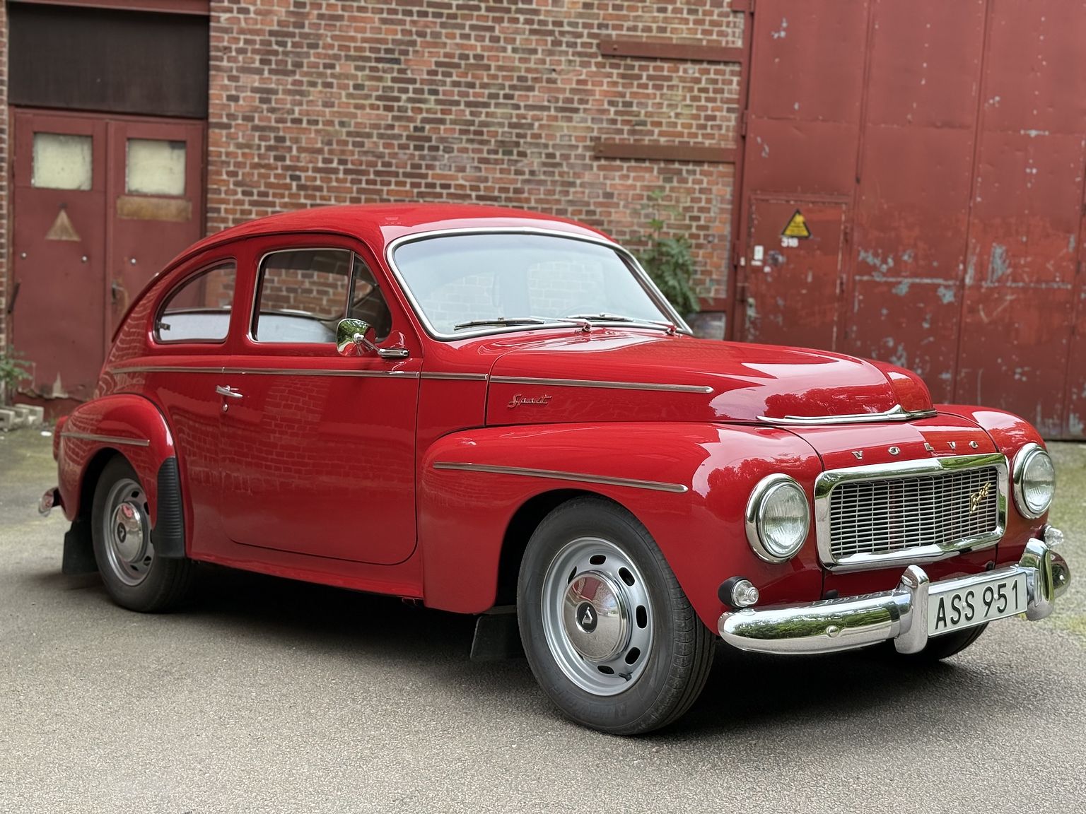 Exterior image of 1962 Volvo PV 544C Sport