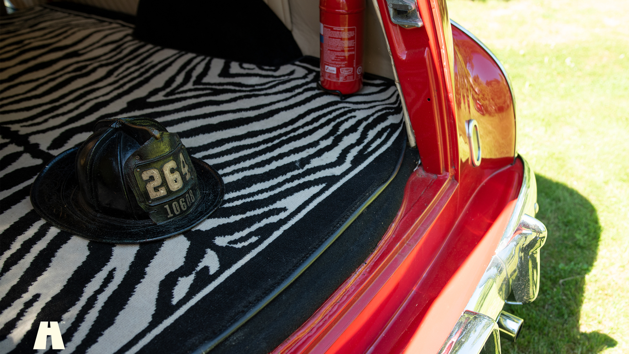 Innenraumfoto von 1952 Chevrolet Sedan Delivery Fire Truck (54)
