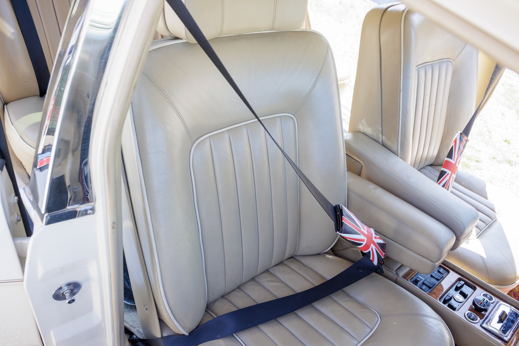 Innenraumfoto von 1991 Rolls Royce Silver Spur LWB