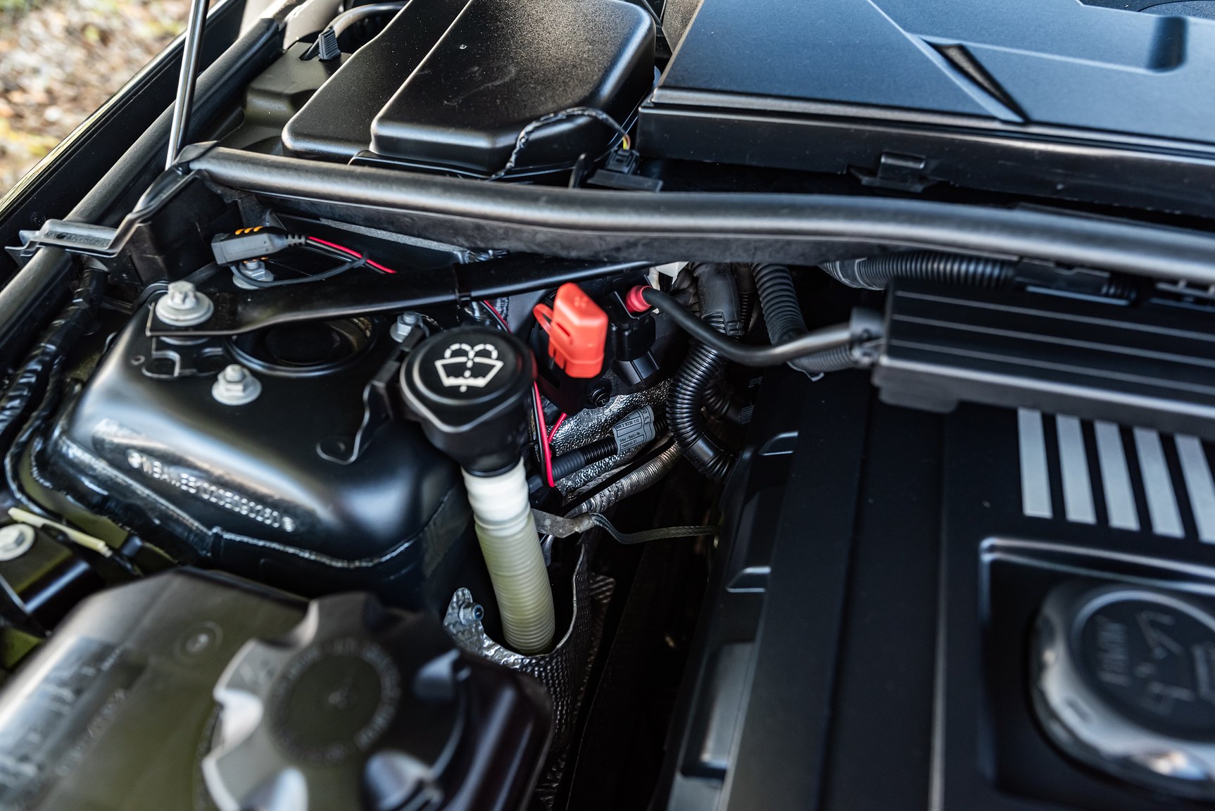 Image of 2009 BMW 325Xi mechanics