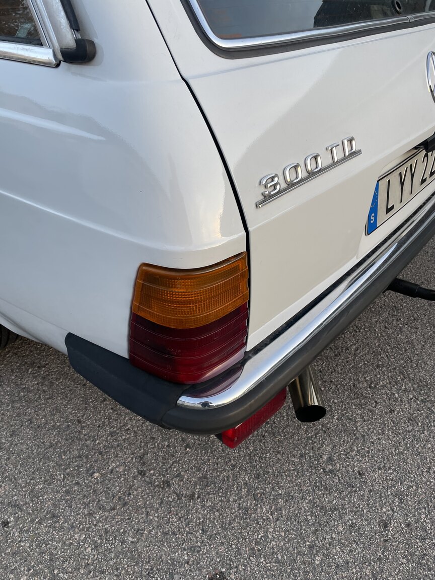 Exteriörbild på 1983 Mercedes-Benz 300 TDT