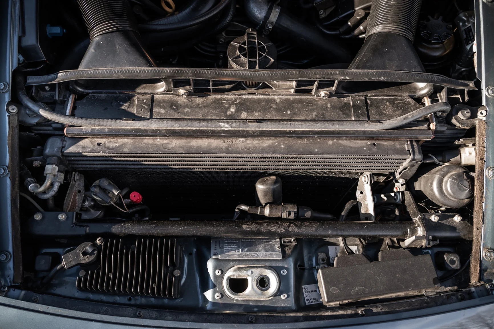 Image of 1988 Porsche 928 S4 mechanics (4)