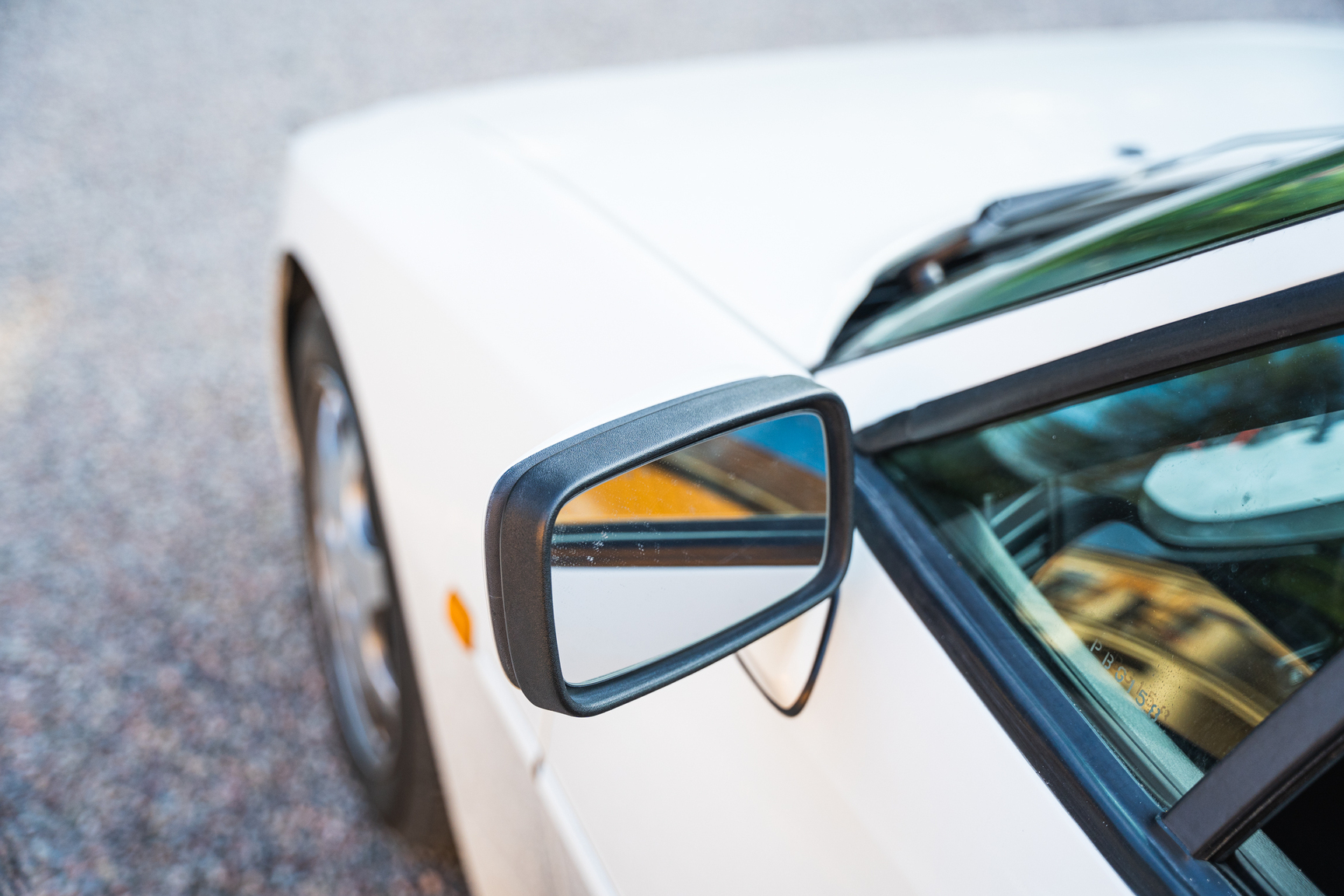 Exteriörbild på 1991 Porsche 944 Turbo Cabriolet